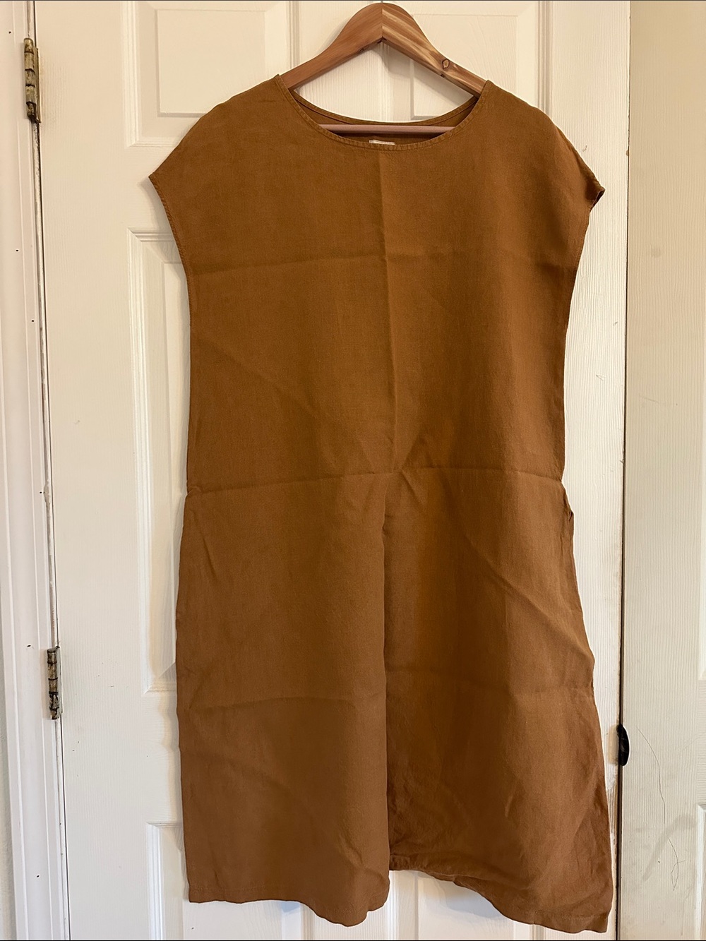100% Flax Linen Simple Sleeveless Shift Dress in Caramel Brown